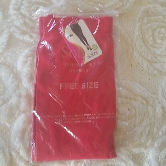 4@30.00 or 15.00 NWOT  SOFRA LEGGINGS - Picture 1 of 11